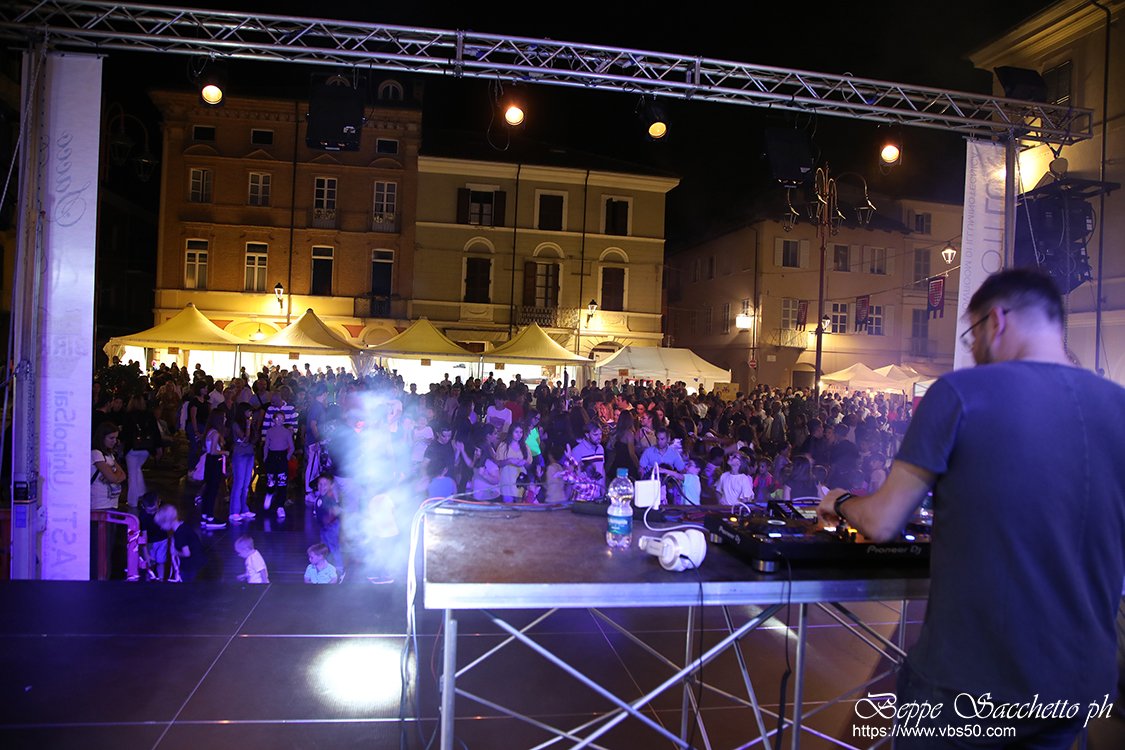 VBS_8400 - VBS_7864 - A Tutta Birra 2022 - ProLoco San Damiano d'Asti - Set vocals Ale Morbell & DJ Cucky.jpg